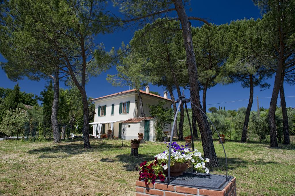 Villa Tancredi โฟยาโน เดลเล เคียนา ภายนอก รูปภาพ